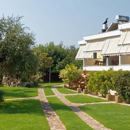 Athina Апартаменты