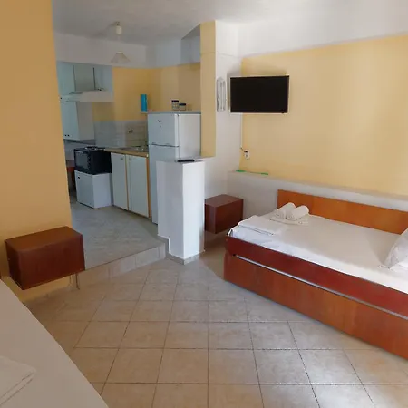 Athina Apartment *